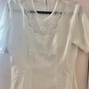Susan Bristol White Embroidered Women's Blouse